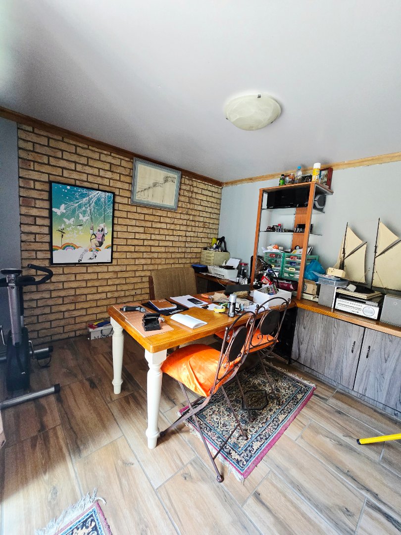 4 Bedroom Property for Sale in Flamwood North West